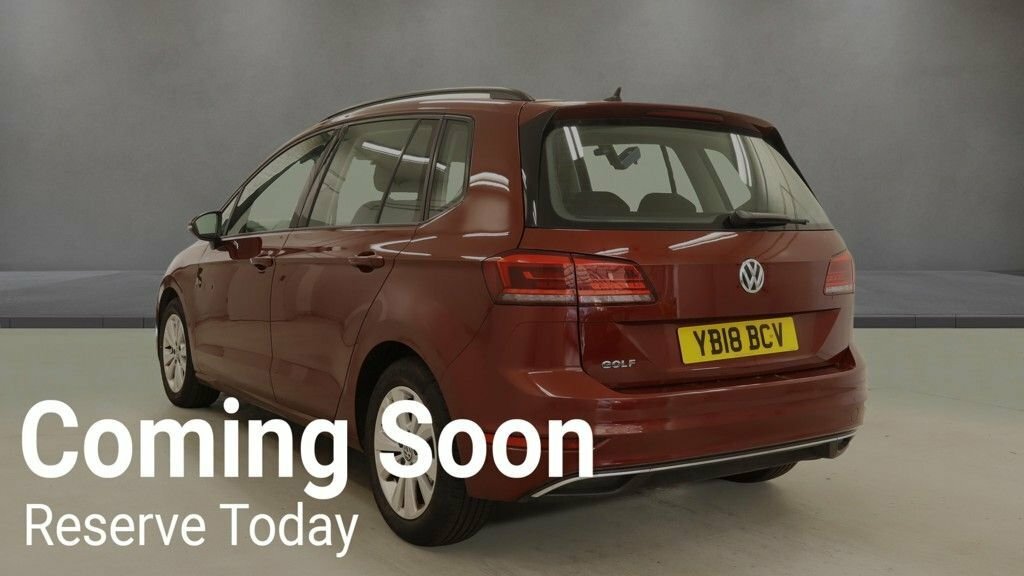 Volkswagen Golf SV 1.5L Se Red