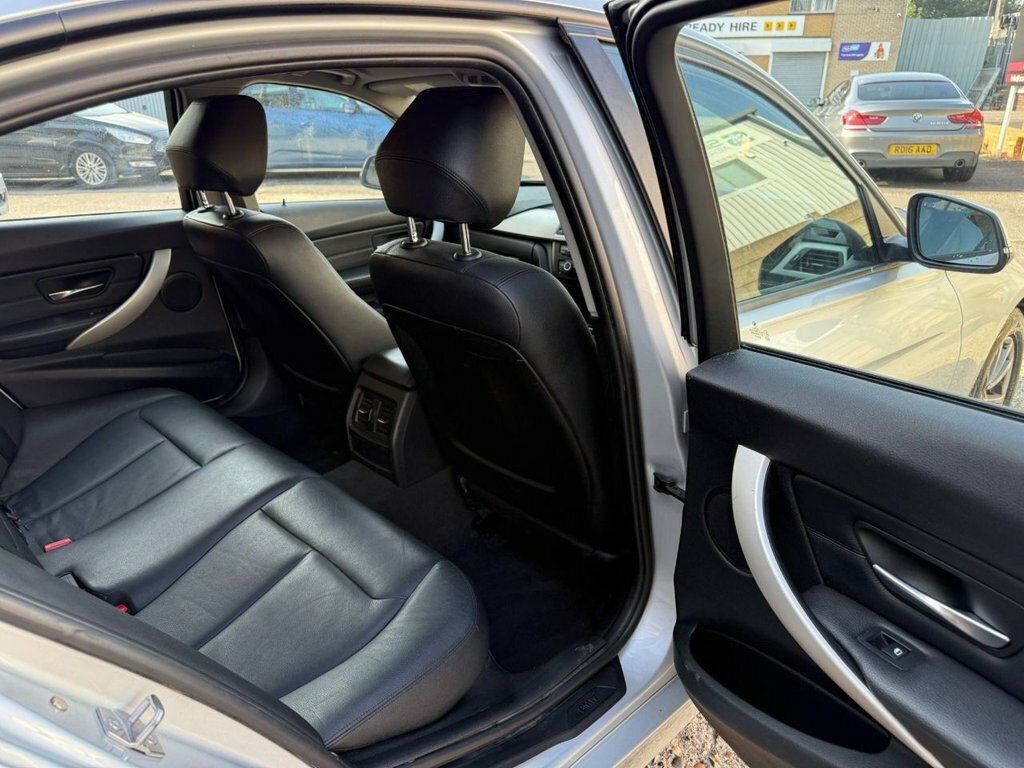 BMW 3 Series 320I Xdrive Se Step Silver #13