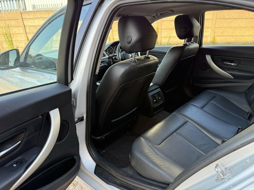 BMW 3 Series 320I Xdrive Se Step Silver #16