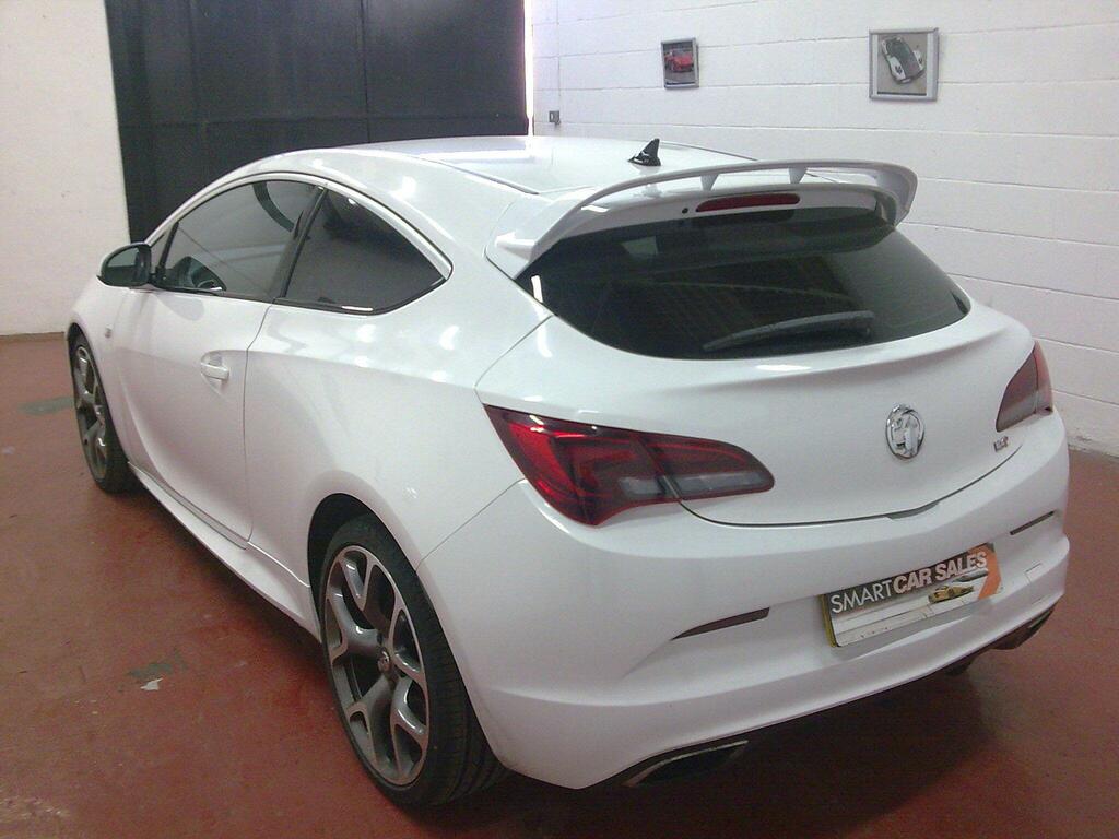 Vauxhall Astra GTC Vxr White #6