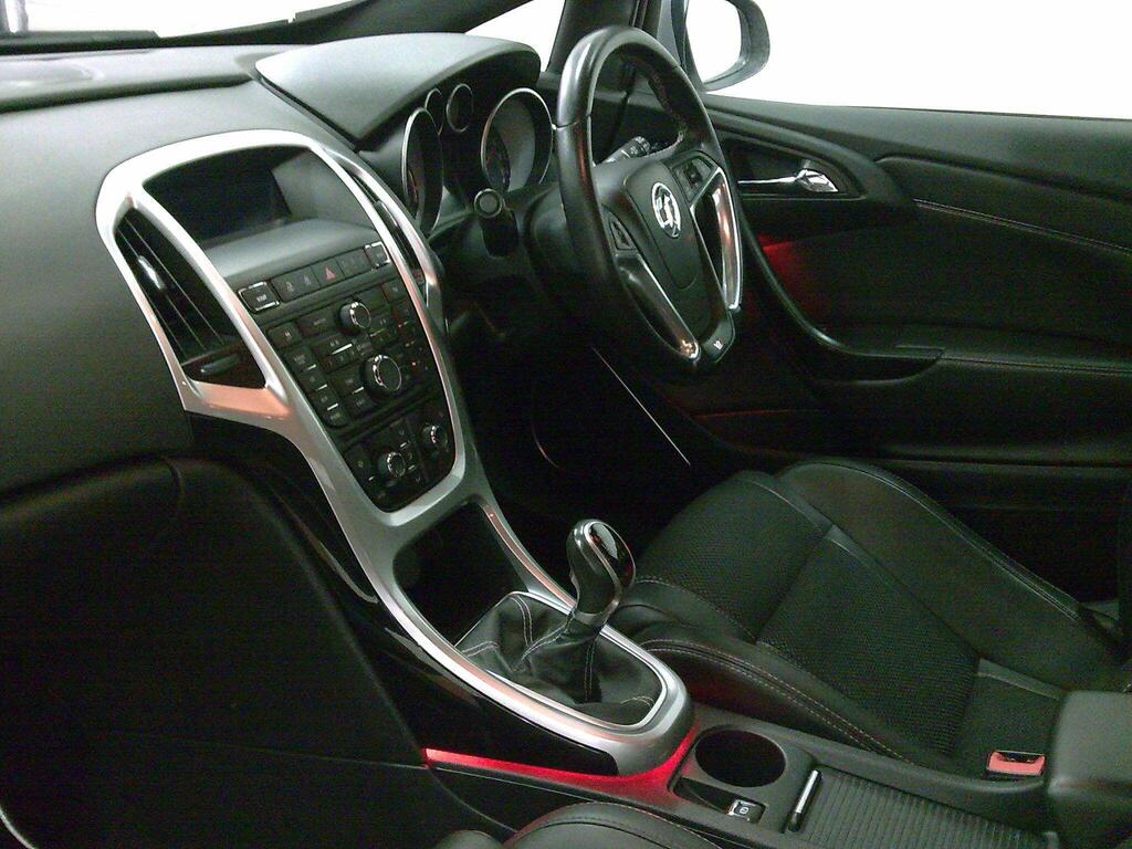 Vauxhall Astra GTC Sri Cdti Ss Black #13
