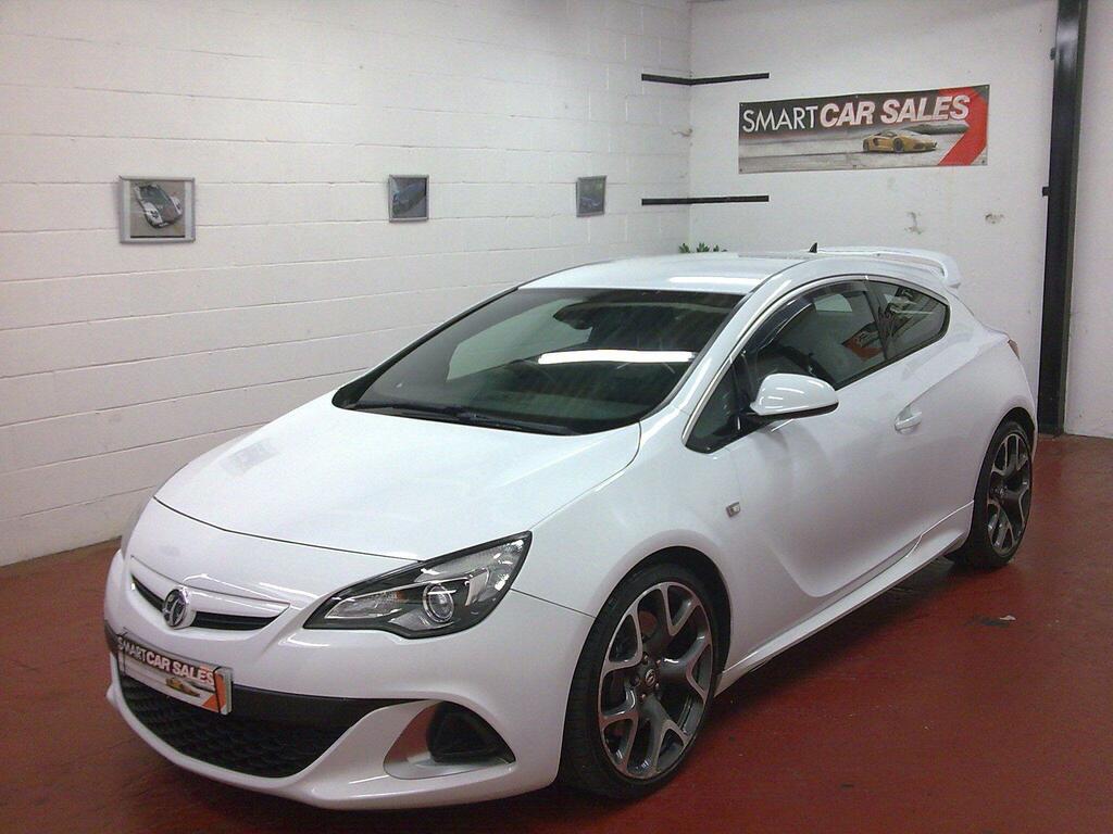 Vauxhall Astra GTC Vxr White #5