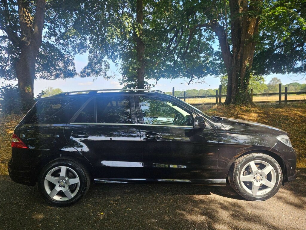 Mercedes-Benz M Class 2.1 Ml250 Bluetec Amg Sport Black