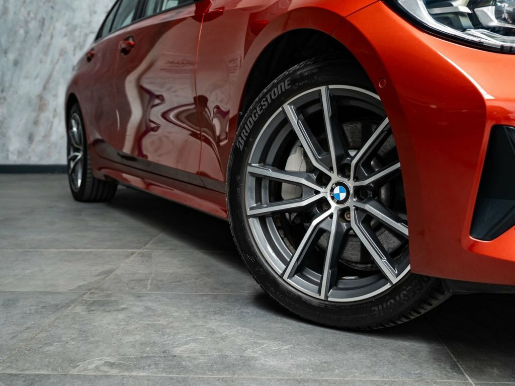 BMW 3 Series 2L Sport Pro HT69LGO Orange #5