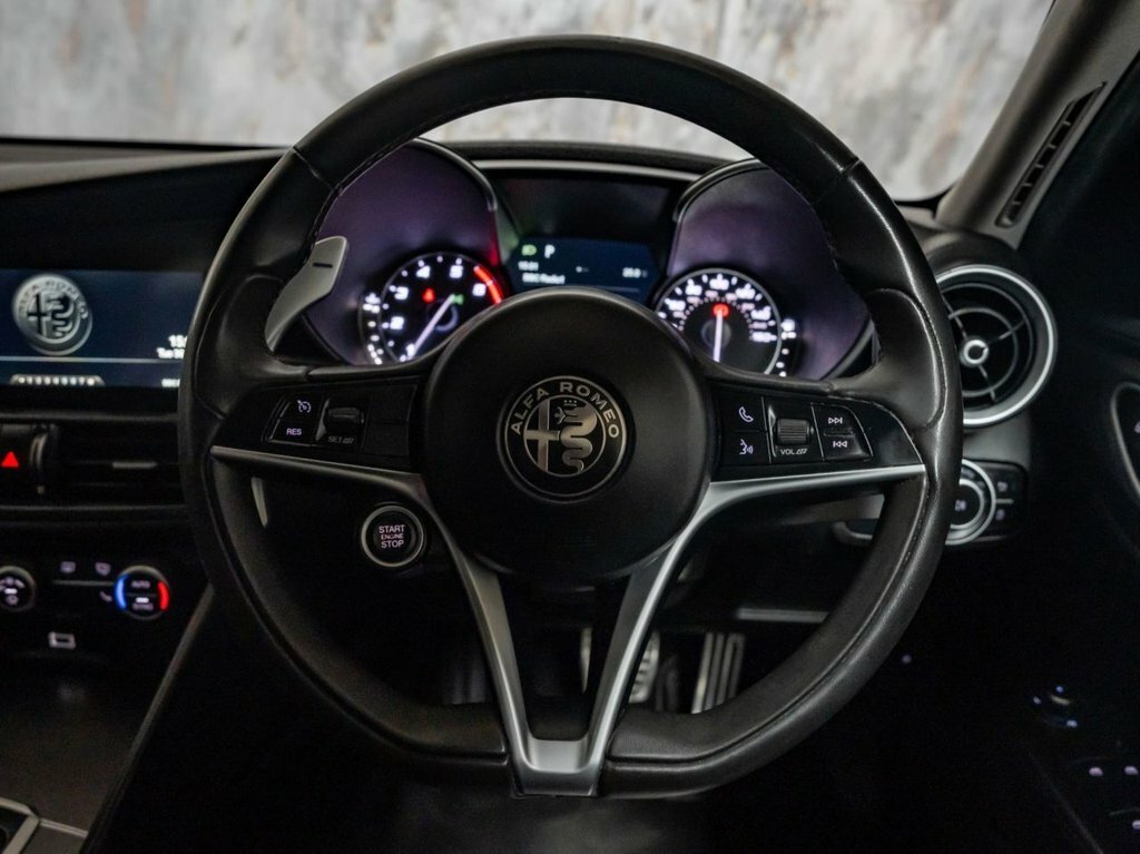 Alfa Romeo Giulia Saloon 2.2 Giulia E6b 2.2 Turbo 180Hp Speci Red #18