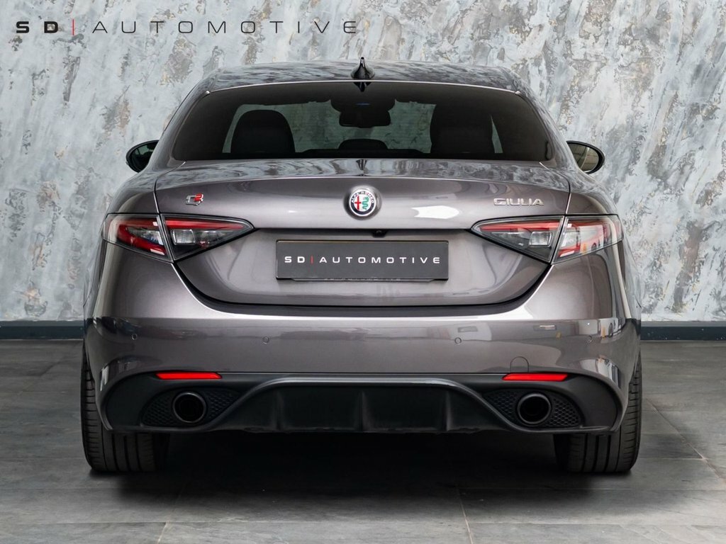 Alfa Romeo Giulia 2.0T Veloce Saloon Euro 6 Ss 2  #12