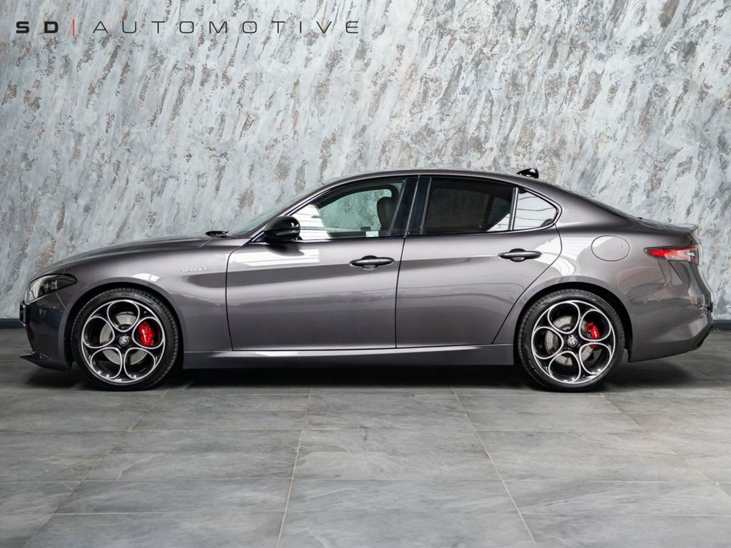 Alfa Romeo Giulia 2.0T Veloce Saloon Euro 6 Ss 2  #9