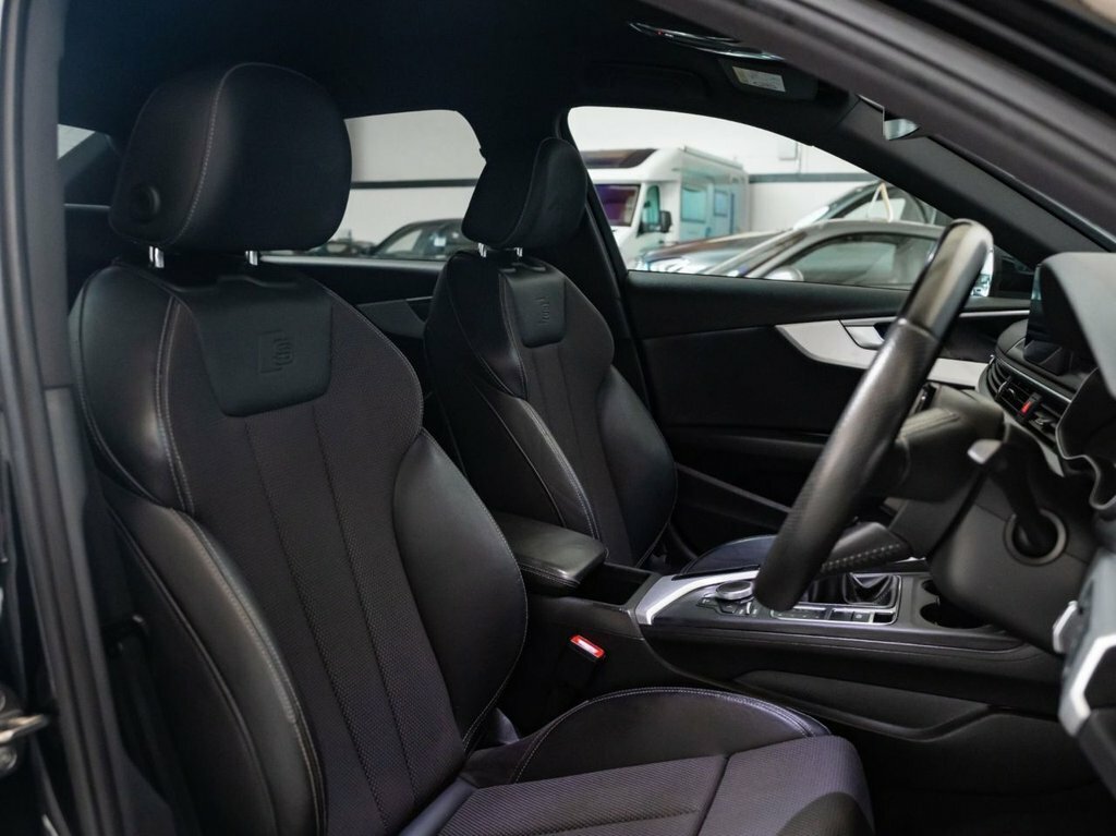 Audi A4 2L S Line YT17LXV Black #6