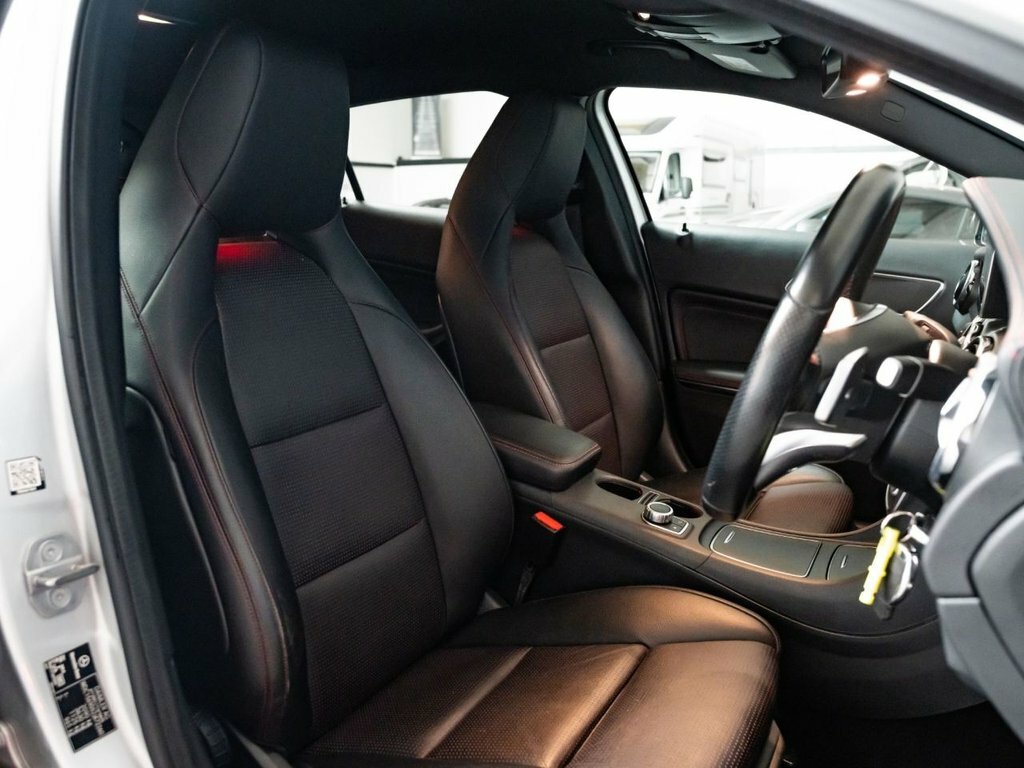 Mercedes-Benz GLA Class 2.1L Amg Line ML68TVD Silver #6