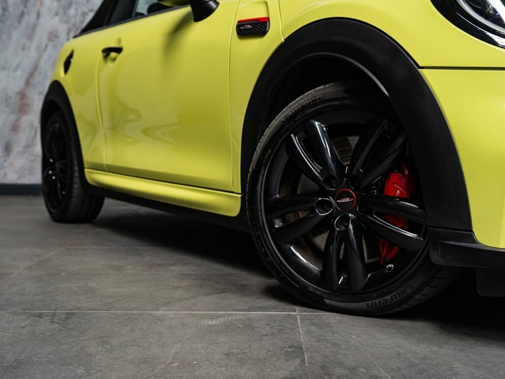 Mini Convertible 2L John Cooper Works Yellow #5