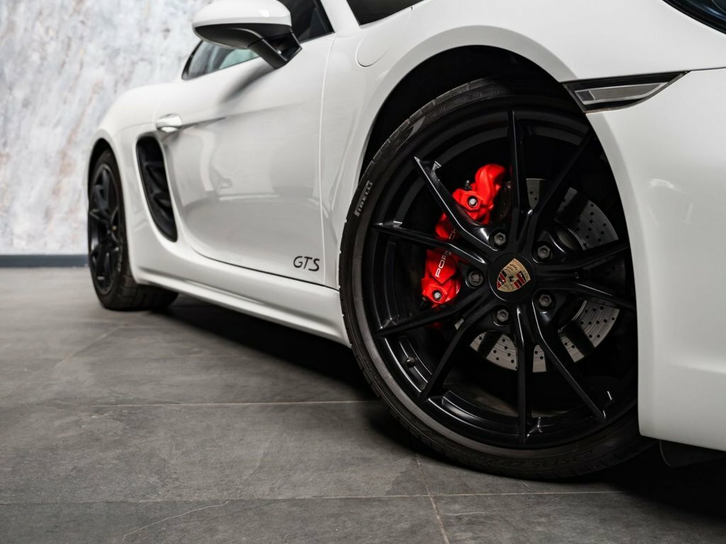Porsche 718 Cayman 2.5L Gts White #4