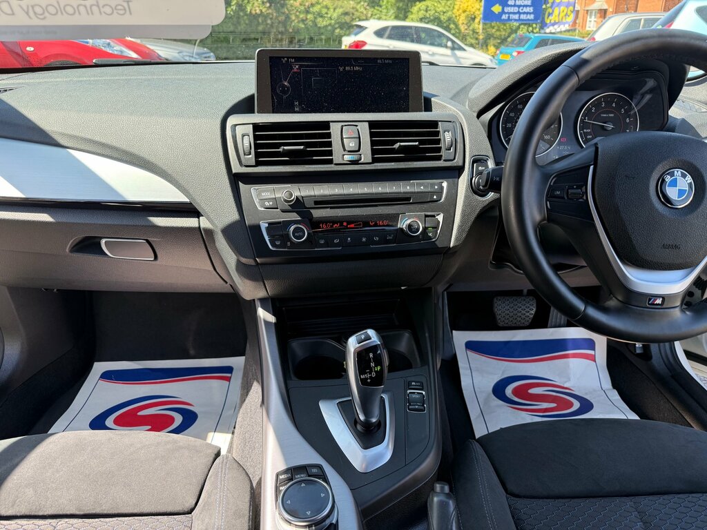 BMW 1 Series Petrol White #6