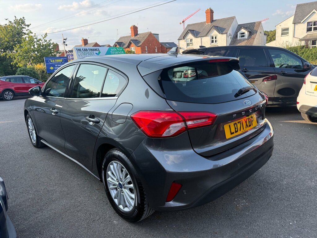 Ford Focus 1.0 St-line X Edition Mhev 153 Bhp White #4