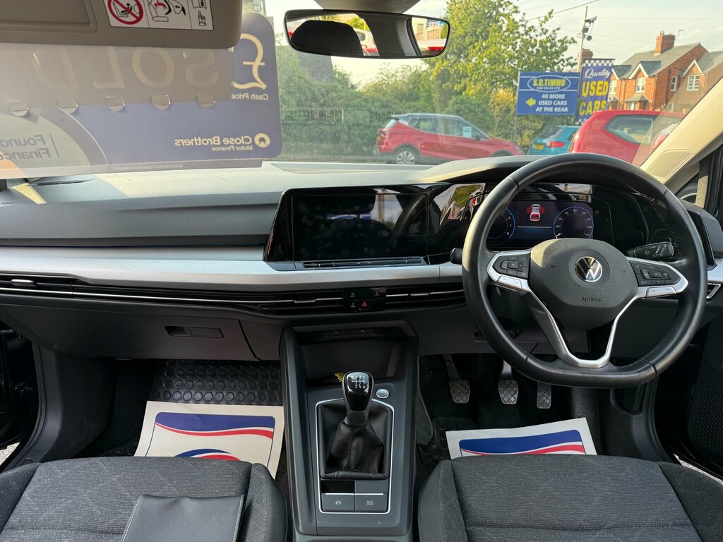 Volkswagen Golf 1.5 Tsi Life Hatchback Euro 6 S Black #4