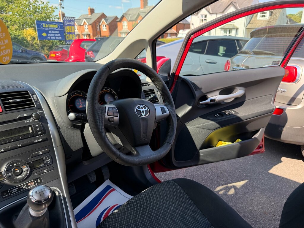 Toyota Auris 1.6 V-matic Tr Multimode Euro 5 Black #16