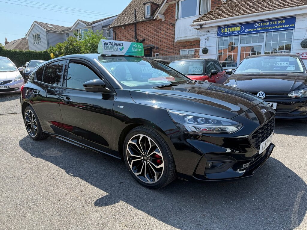 Ford Focus 1.0T Ecoboost St-line X Edition Hatchback Petr Black