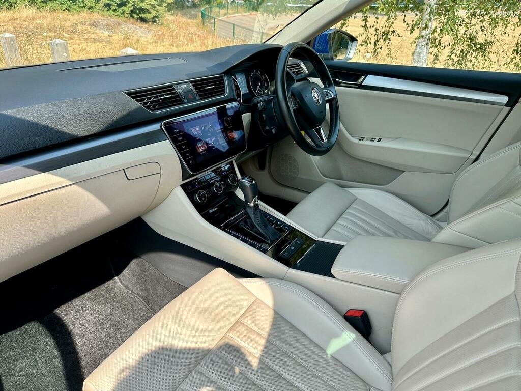 Skoda Superb Estate Red #9