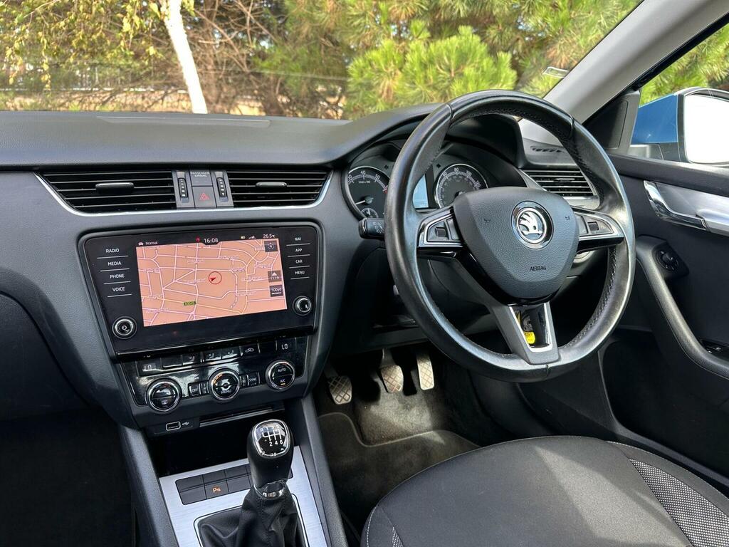 Skoda Octavia 1.6 Tdi Cr Se L Grey #7
