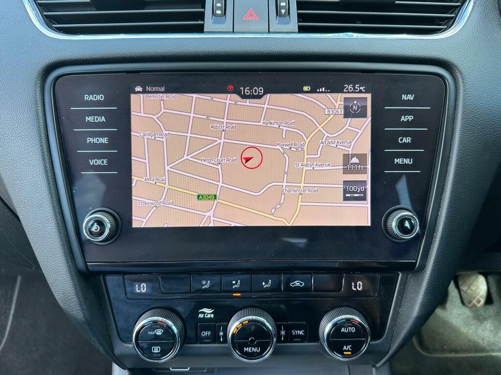Skoda Octavia 1.6 Tdi Cr Se L Grey #10