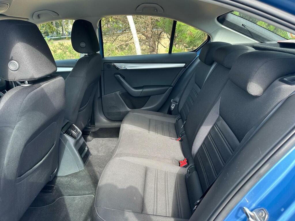 Skoda Octavia 1.6 Tdi Cr Se L Grey #16