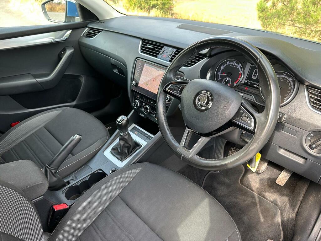 Skoda Octavia 1.6 Tdi Cr Se L Grey #9