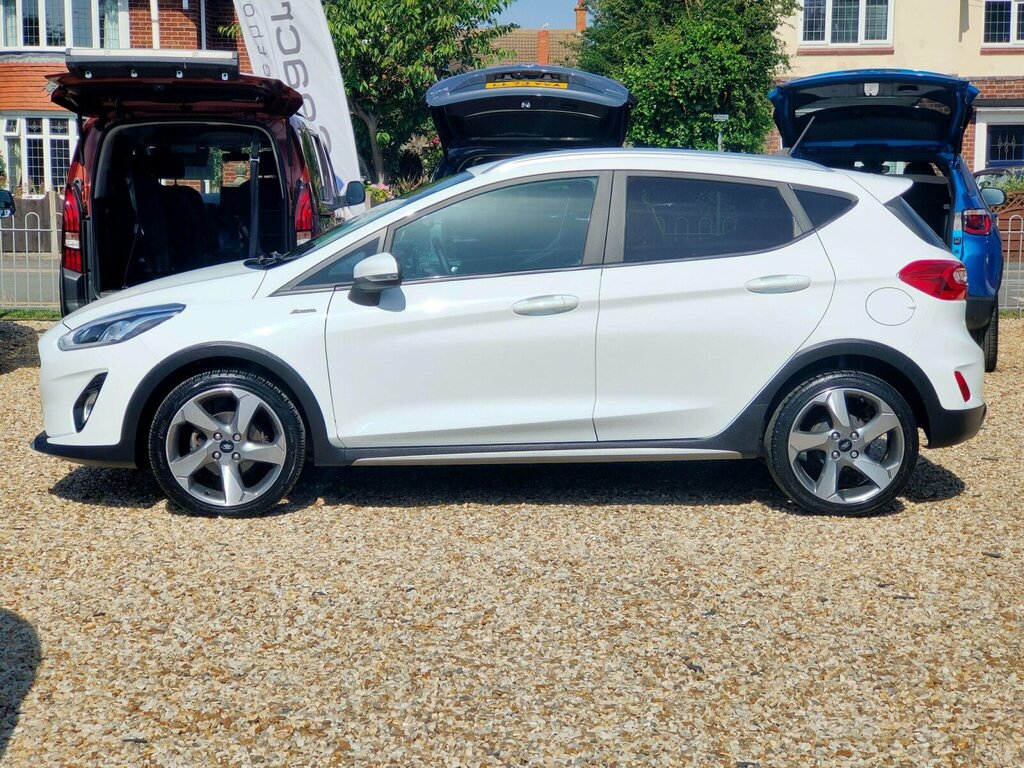 Ford Fiesta 1.0T Ecoboost Active 1 Euro 6 Ss ML69FUH #2