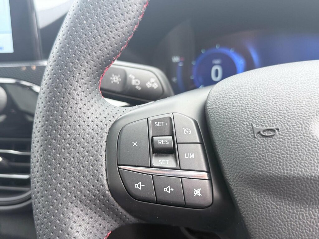 Ford Kuga 2.5 Duratec 14.4Kwh Graphite Tech Edition Suv Grey #31
