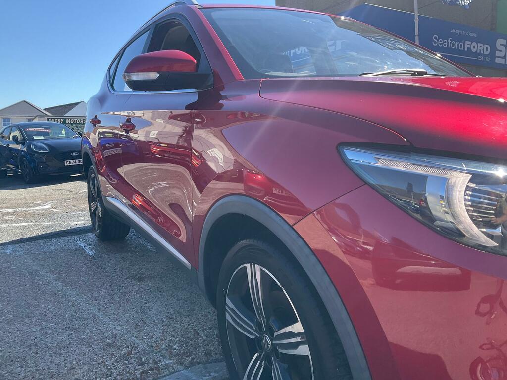 MG ZS 1.5 Vti-tech Exclusive Suv Euro Red #3