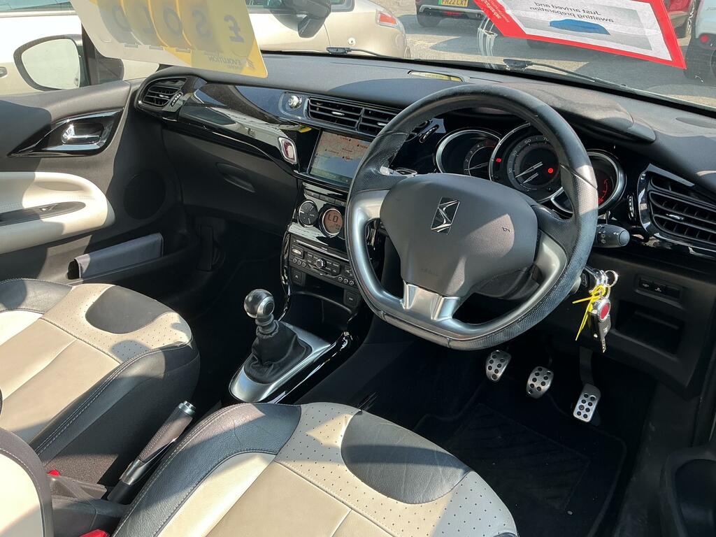 Citroen DS3 1.6 Hdi 16V Dsport Hatchback Eur White #2