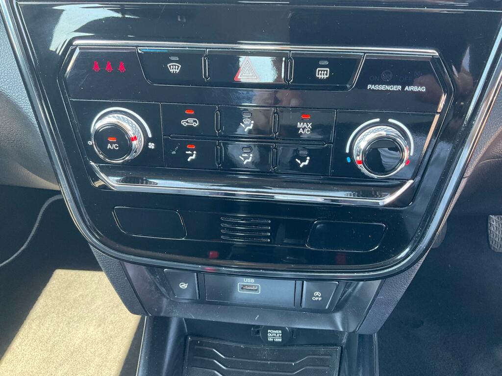 SsangYong Tivoli 1.5P Ultimate Nav Suv Euro 6 Ss Grey #39