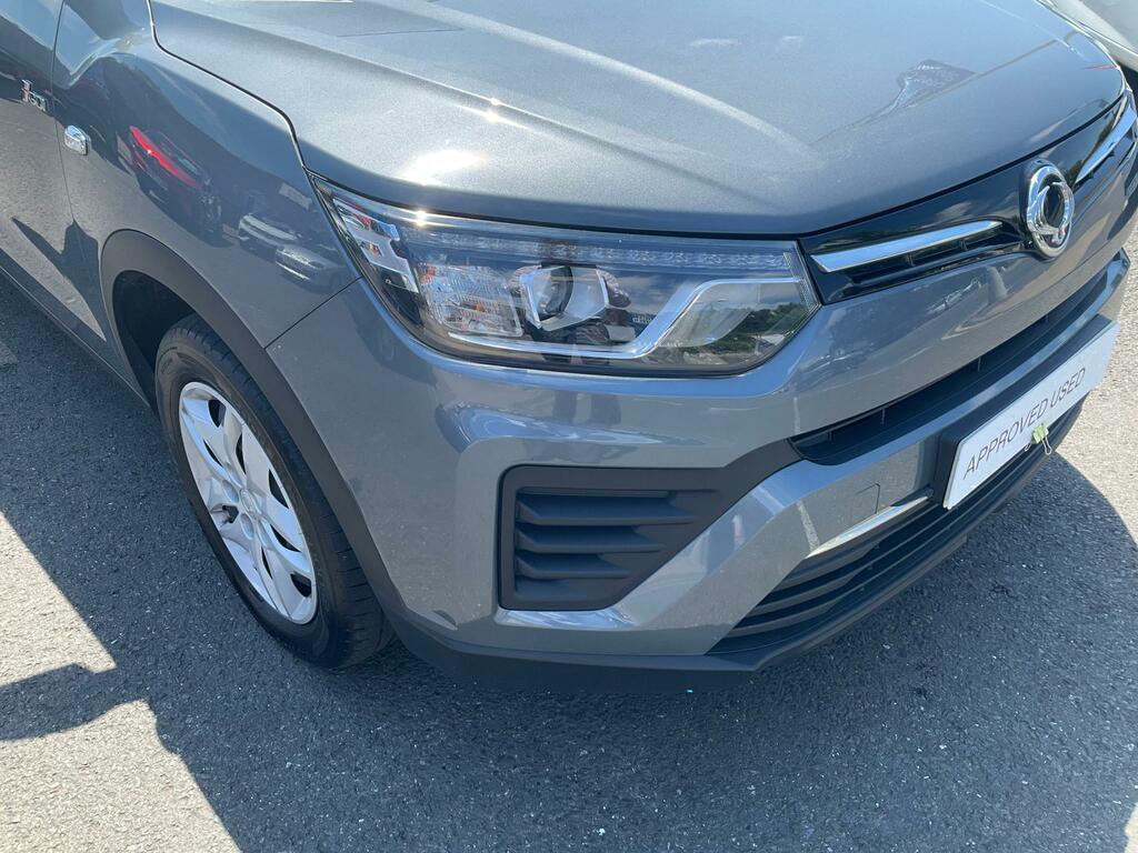 SsangYong Tivoli 1.2P Ex Suv Euro 6 Ss 128 Ps Grey #2