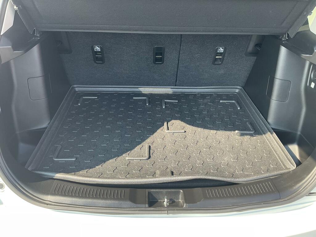 Suzuki SX4 S Cross Hatchback Blue #29