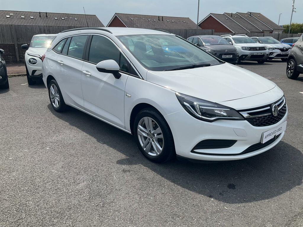 Vauxhall Astra 1.6 Cdti Ecotec Blueinjection Design Sports Tourer White