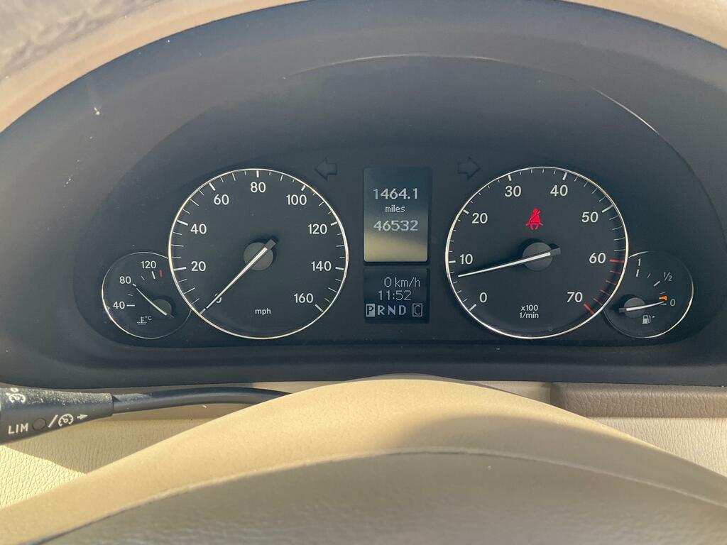 Mercedes-Benz C Class 2.1L Elegance Se Silver #50