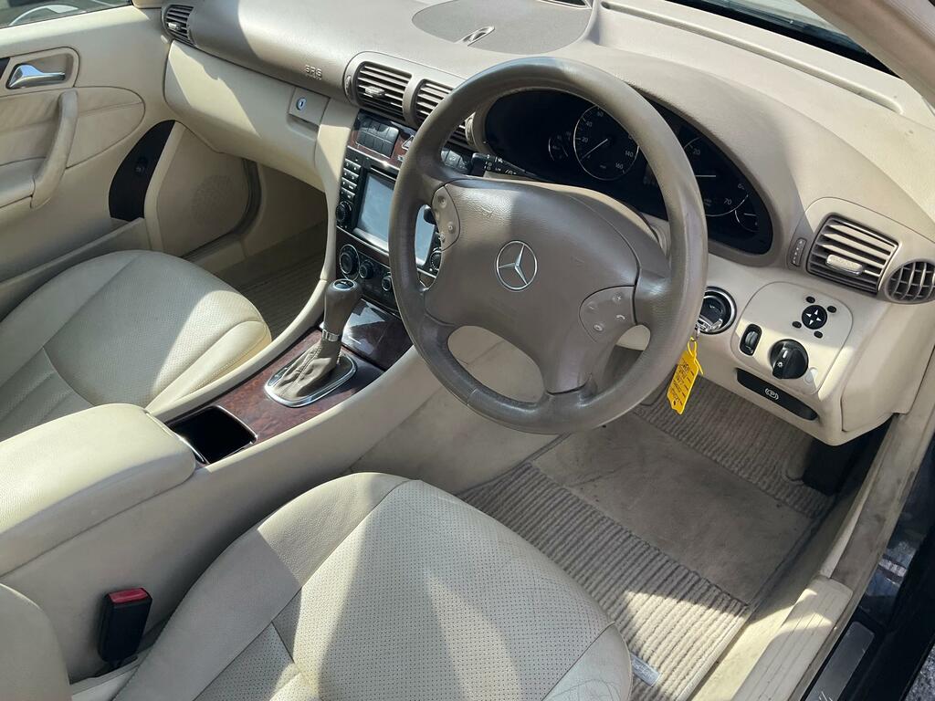 Mercedes-Benz C Class 2.1L Elegance Se Silver #25
