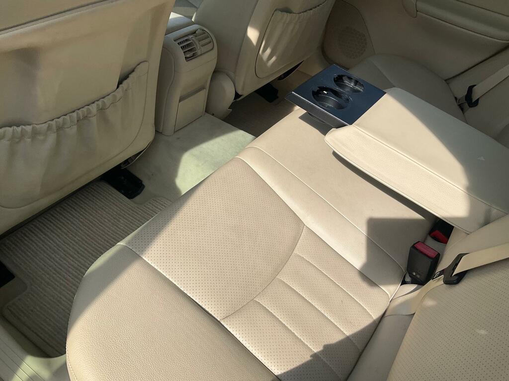 Mercedes-Benz C Class 2.1L Elegance Se Silver #32