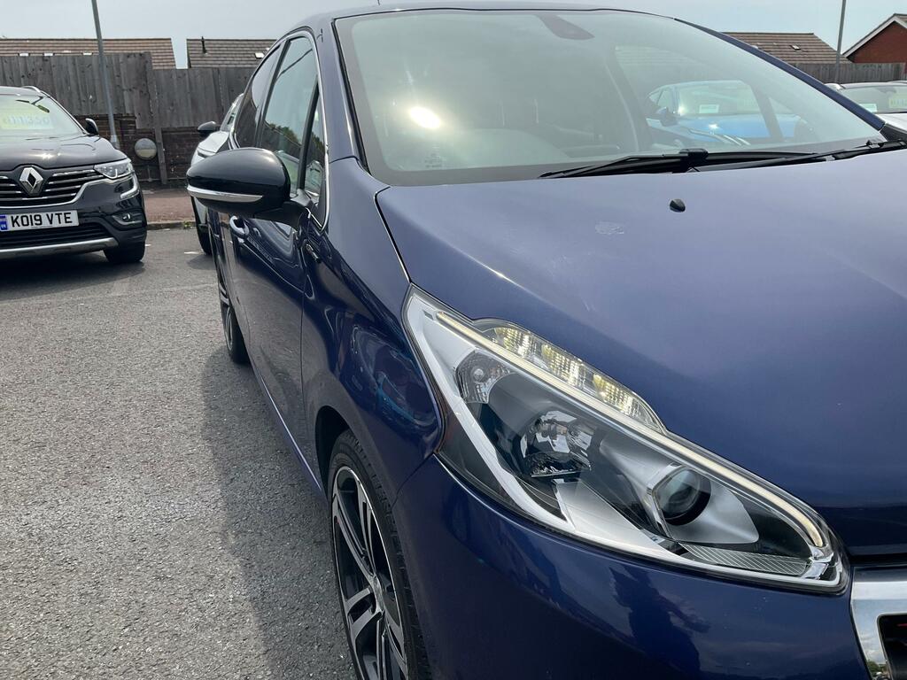 Peugeot 208 1.6 Bluehdi Gt Line Hatchback Eu Blue #3