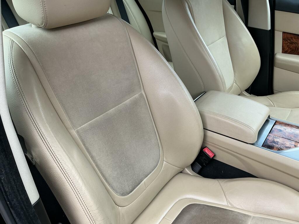Jaguar XF 2.2 D Premium Gold #21