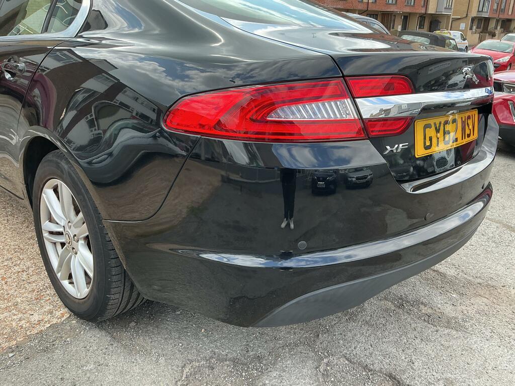 Jaguar XF 2.2 D Premium Gold #10