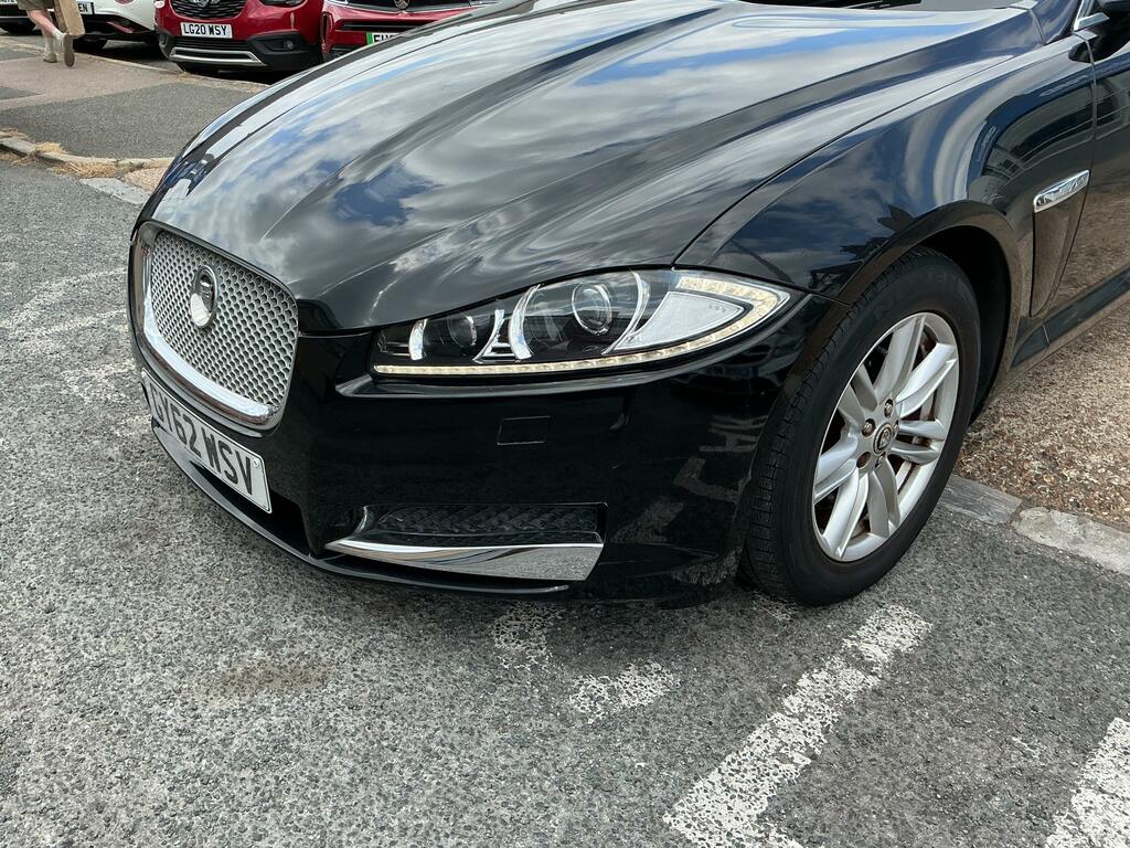 Jaguar XF 2.2 D Premium Gold #17