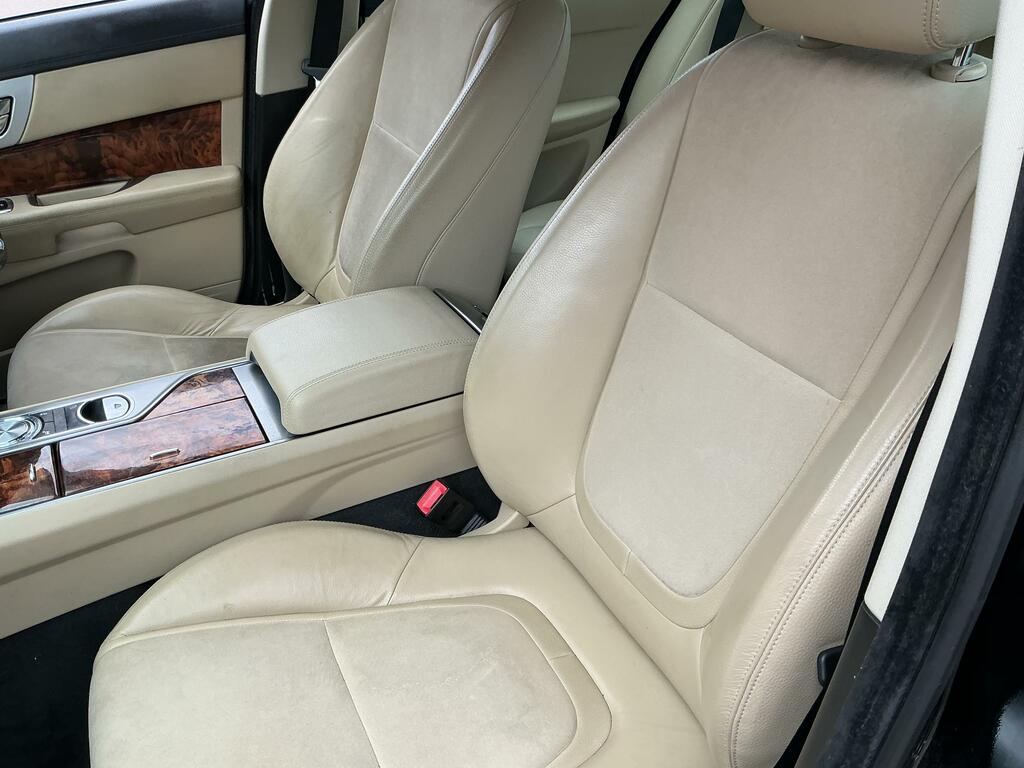 Jaguar XF 2.2 D Premium Gold #38