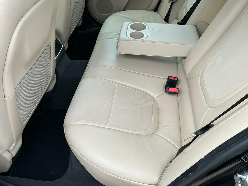 Jaguar XF 2.2 D Premium Gold #32