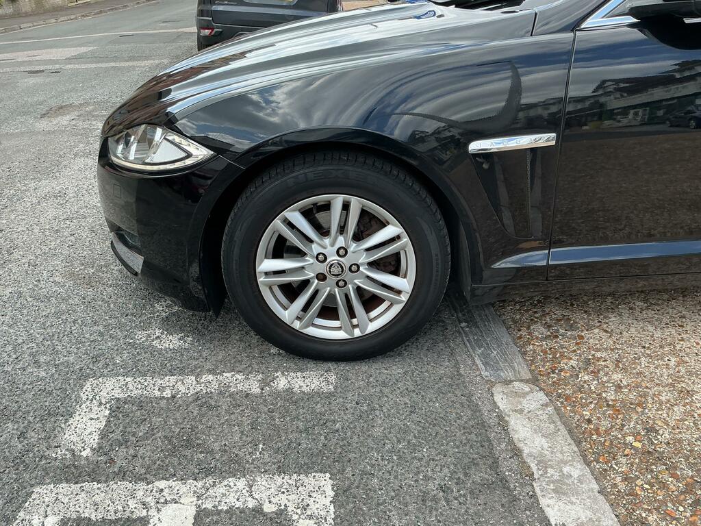 Jaguar XF 2.2 D Premium Gold #14