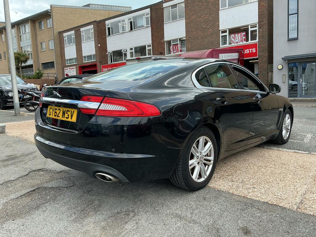 Jaguar XF 2.2 D Premium Gold #7