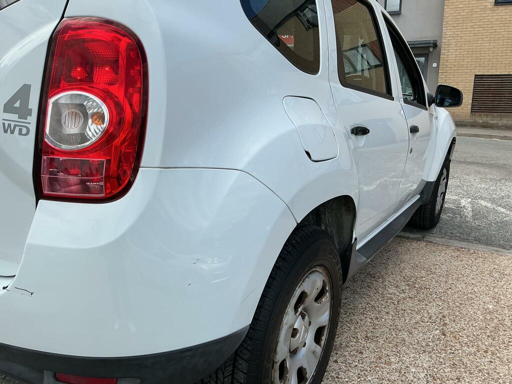 Dacia Duster 1.5 Dci Laureate 4Wd Rare 4Wd Duster In Great C Grey #11