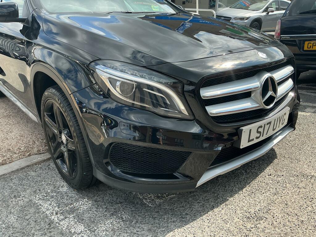 Mercedes-Benz GLA Class 2.0 Gla250 Amg Line Premium Plus Suv Black #2