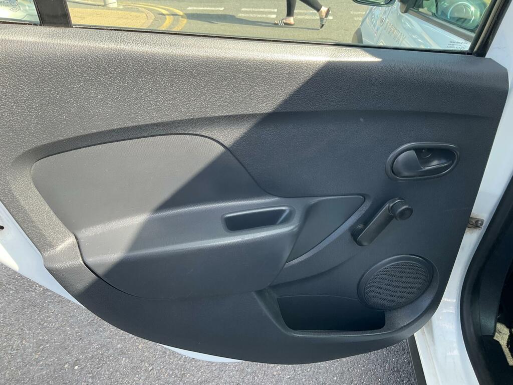 Dacia Sandero 0.9 Tce Laureate Start Stop Beige #30