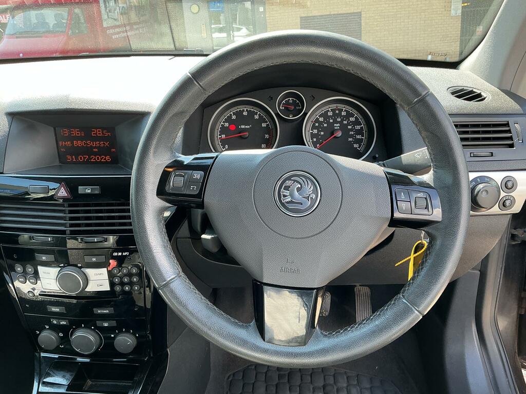 Vauxhall Astra 1.4I 16V Club #32