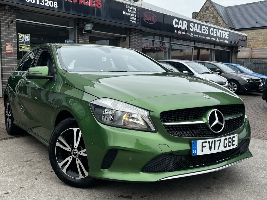 Mercedes-Benz A Class Hatchback 1.5 A180d Se 201717 FV17GBE Green