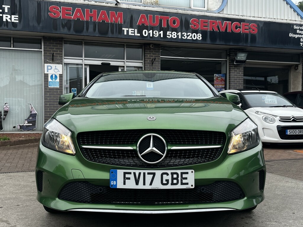 Mercedes-Benz A Class Hatchback 1.5 A180d Se 201717 FV17GBE Green #3